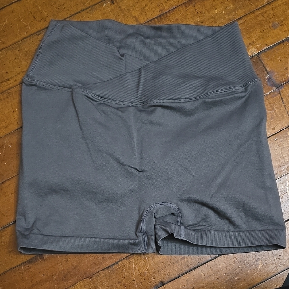 Gray,seamless, Scrunch Booty,Cross Waist M